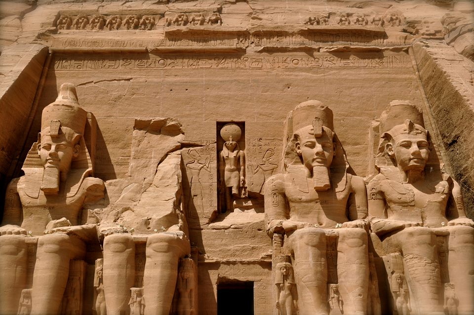 Abu Simbel Temples by car